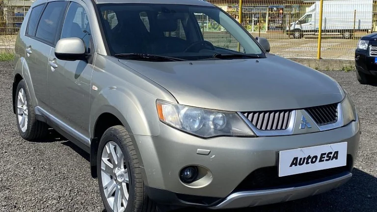 Mitsubishi Outlander 2.0 Di-D 