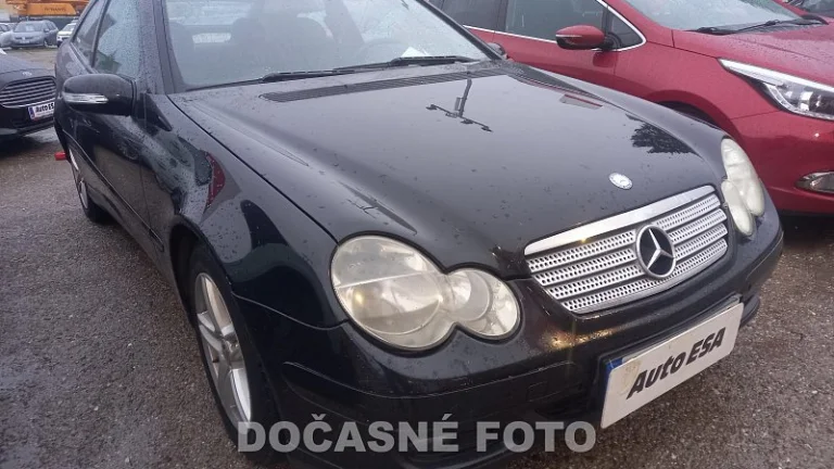Mercedes-Benz Třída C 1.8i 