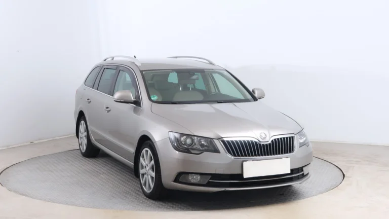 Škoda Superb, 2014
