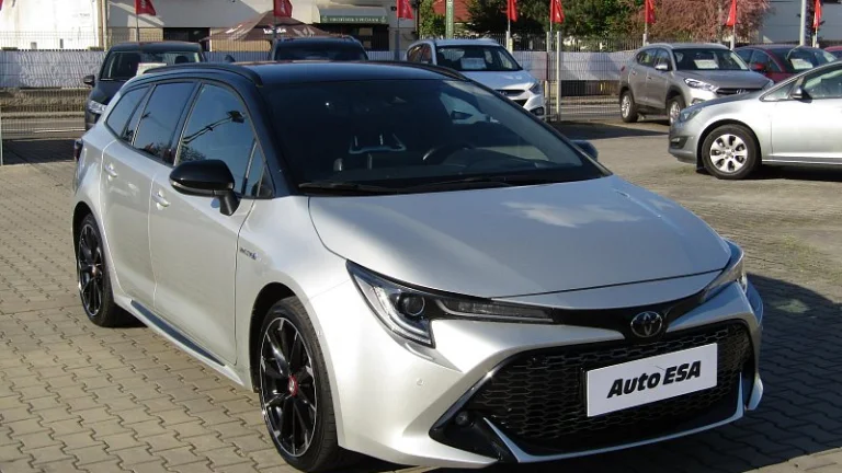 Toyota Corolla 2.0 HEV Sport