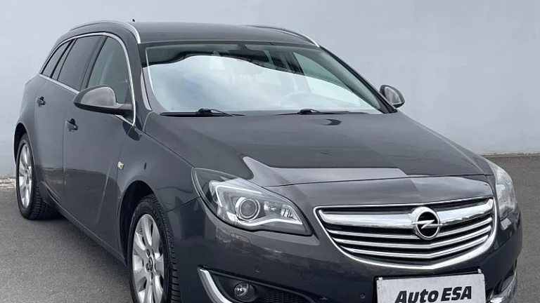 Opel Insignia 2.0CDTi Sport
