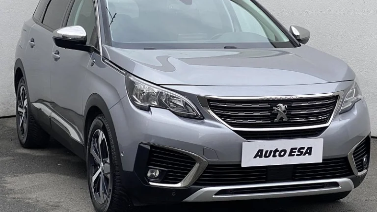 Peugeot 5008 1.2 PT Crossway