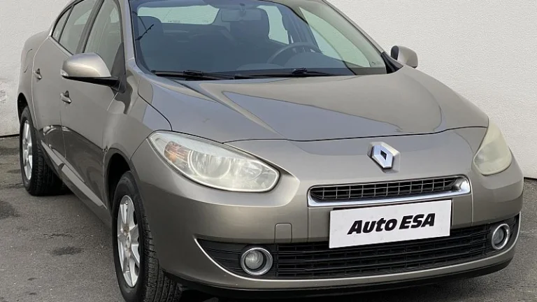 Renault Fluence 1.6i 
