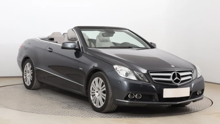 Mercedes-Benz E 200, 2010