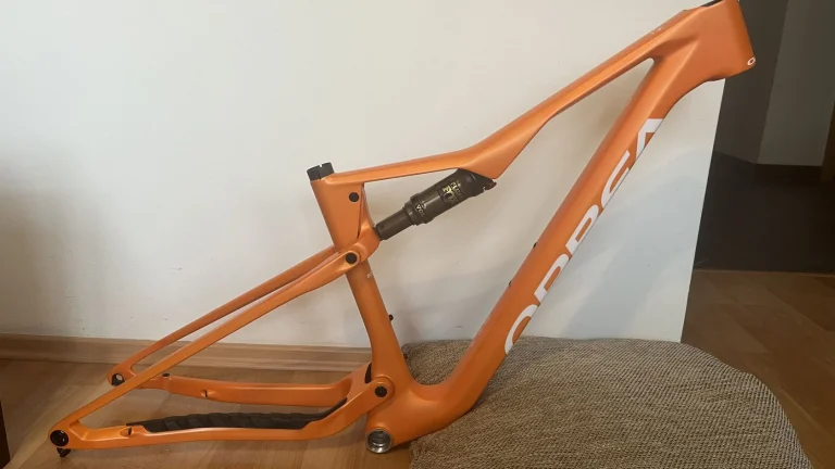 Karbonový rám Orbea Oiz OMX, velikost S, 2024