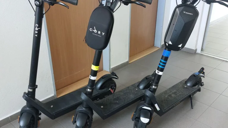 Cory Cool elektro koloběžka X9