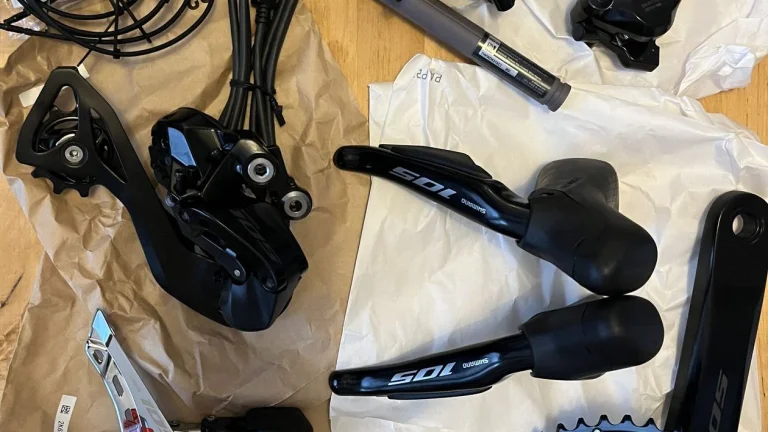 sada Shimano 105 2x12s Di2 typ 7170, nová