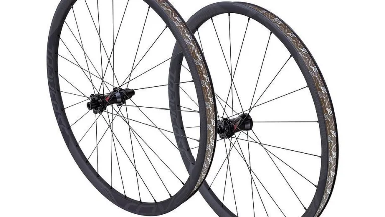 SPECIALIZED Roval Traverse SL 650B CARBON KARBON ZAPLETENÁ KOLA