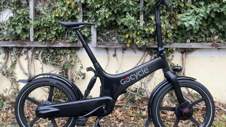 Luxusní karbonové skládací elektrokolo Gocycle G3C (limitní model)