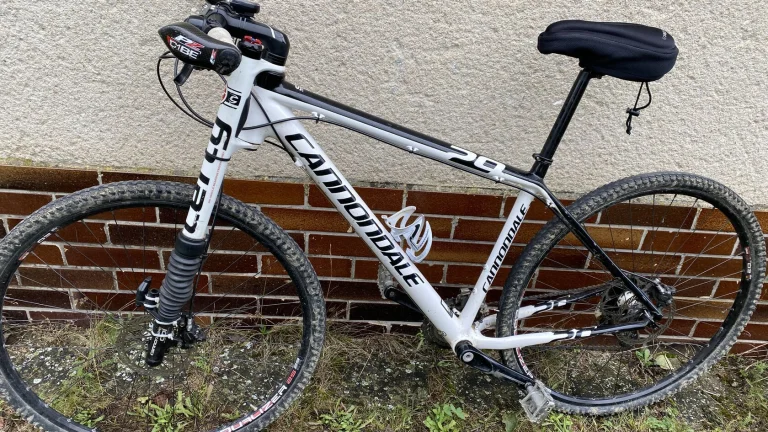 Cannondale F29 Carbon prodám minimálně používané báječné kolo