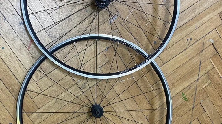 Dt swiss 240s dicutt + RR411 silniční kola