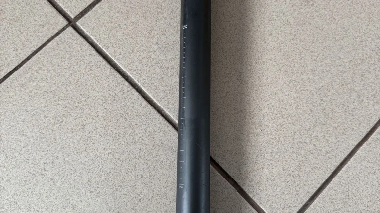 BMC karbonova sedlovka 400/31,6