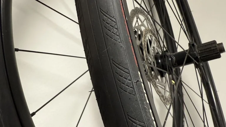 Zapletena kola Axis Elite + Vittoria + kotouce