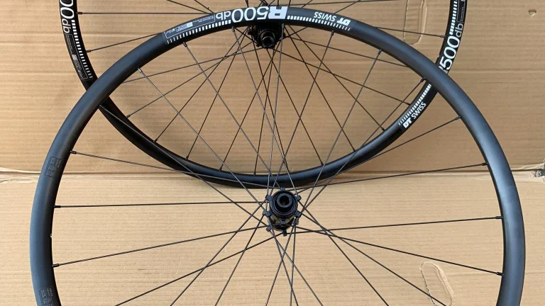 Kola gravel-road DT SWISS R 500, JAVAX R519 CL Disc Tubeless 24/28 - 1705 g