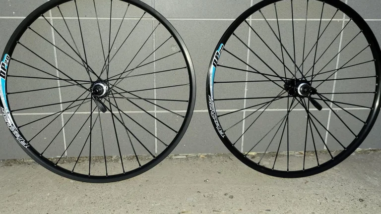ZAPLETENÁ KOLA 26"