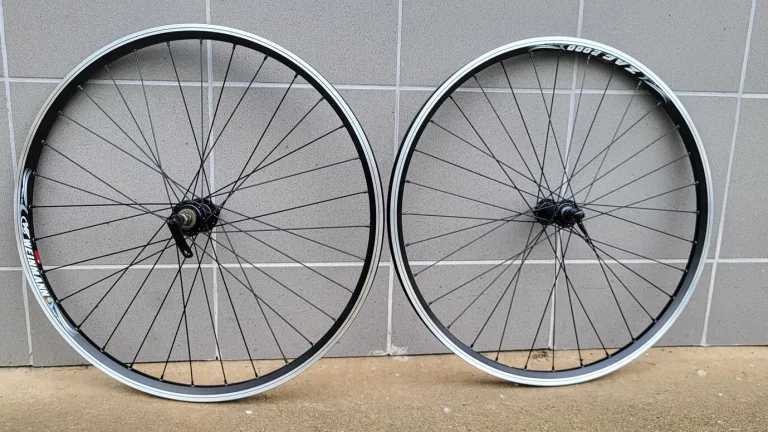 zapletená kola 26" na V-BRAKE brzdu