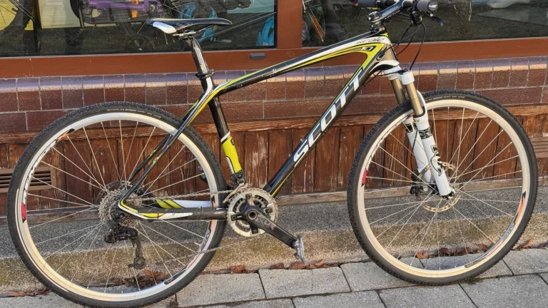Karbonové kolo SCOTT
