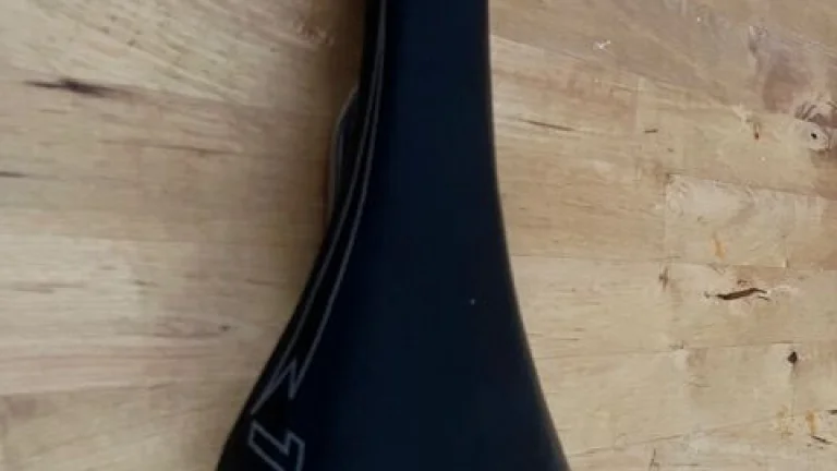 sedlo Selle Italia FLITE TT 165gr. titan ližiny, zachovalé