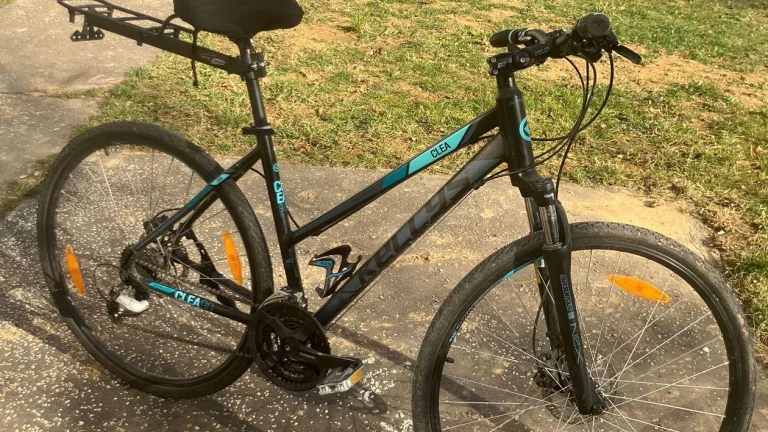 Kellys Clea 90 28 dámsky bicykel, black aqua