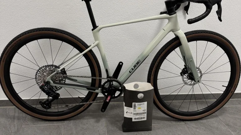 Cube Nuroad c62 EX dessert