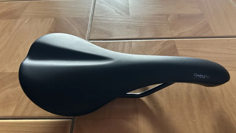 Fabric Scoop Radius Sport