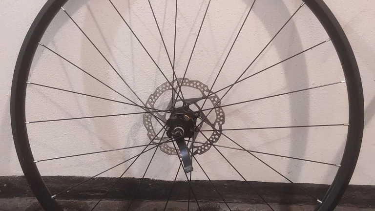 Mavic Aksium