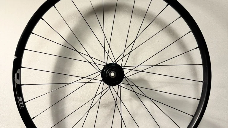 Zadní náboj Shimano SLX (celé kolo 27,5)