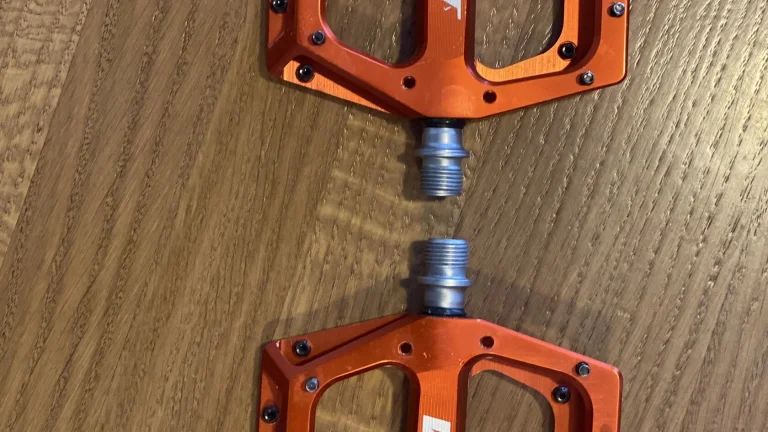 Platformy Dmr Vault pedals