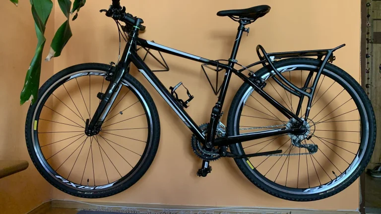 Dámské kolo Specialized Vita Comp X3 z roku 2014