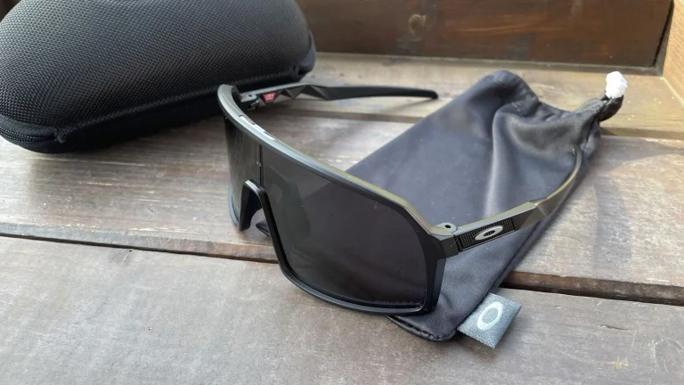 Oakley Sutro/Sutro S