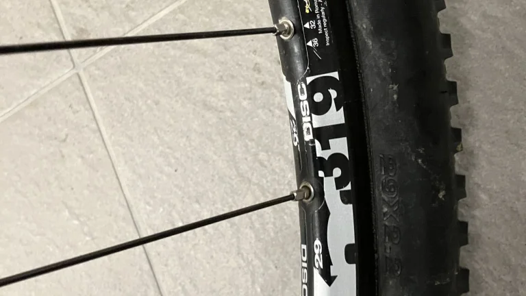 Komplet Zadní kolo MTB Rychloupínák