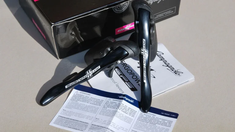 Campagnolo Athena EPS 11sp Ergopower, rim brake