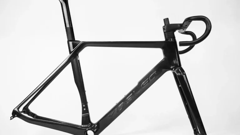 Yoeleo R12 DISC BRAKE silniční rámová sada Crimson black