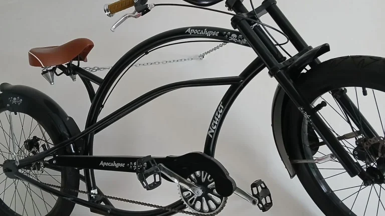 Neuzer Apocalypse cafe cruiser bike