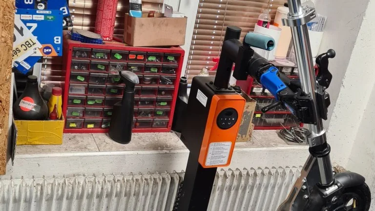 Skládací koloběžka Micro Flex Air 200 mm