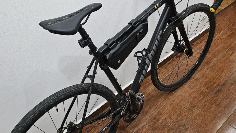Author Gravel kolo Aura XR6 2023 54 WNDD06456