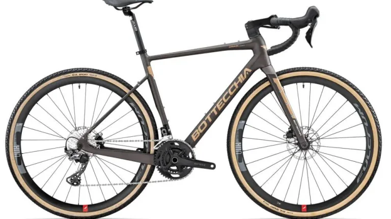 BOTTECCHIA GRAVEL CARBON Shimano GRX610 24s, M a L