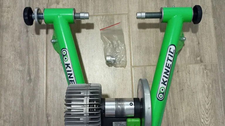 Trenažér kinetic road