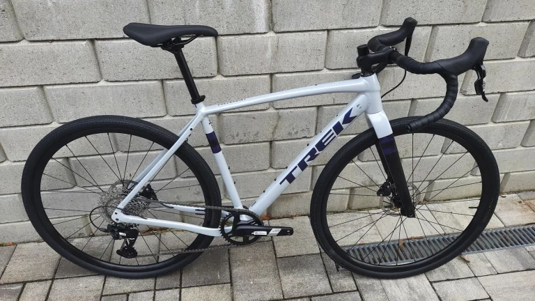 Prodám nový Gravel Trek Checkpoint ALR 5