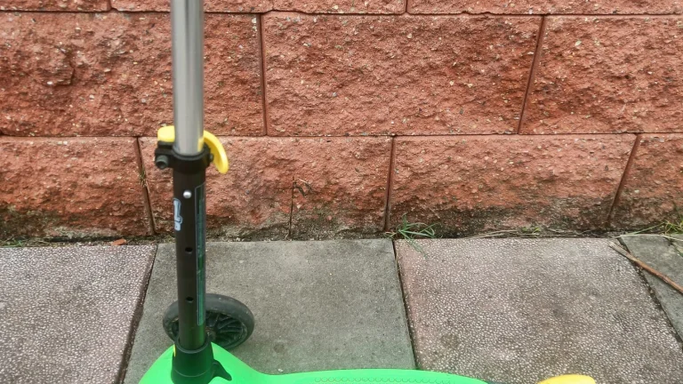 Dětská koloběžka Decathlon Oxelo