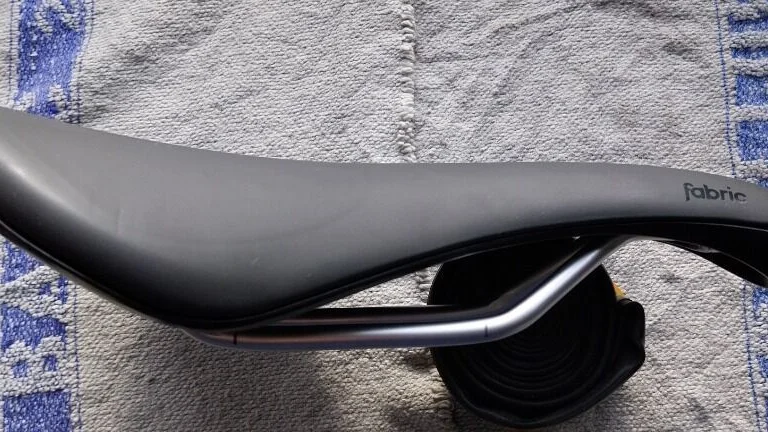 Fabric Scoop Elite Gel Radius, š.155mm