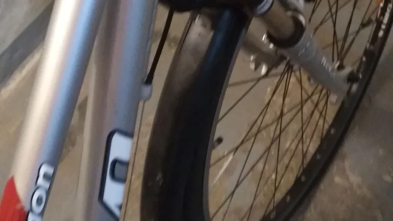 Nabízím dámský cross RAVO OREGON 16 "