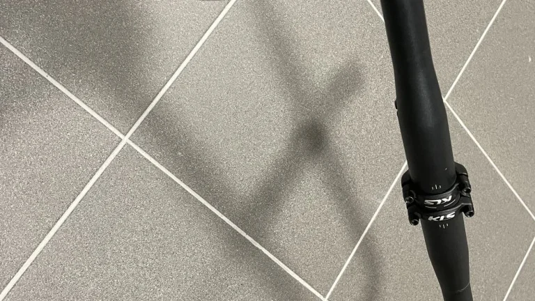 Kellys soot 70, gravel 44 cm