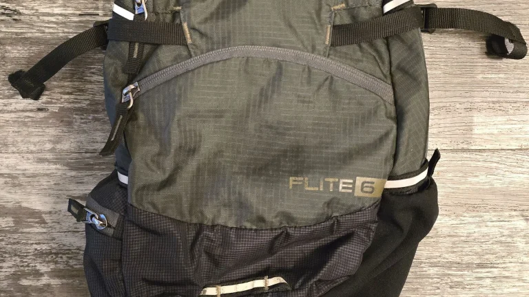 batoh Acepac Flite 6 i s chráničem páteře
