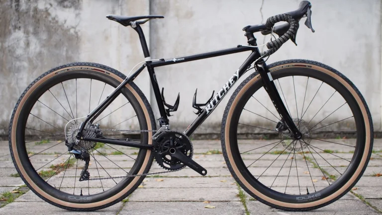 gravel bike Ritchey Swiss Cross Custom 2x11 GRX / DUKE World Runner 38 R
