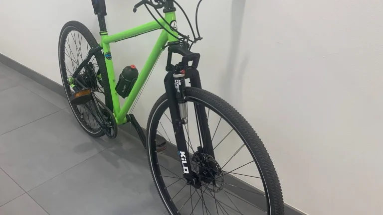 Prodám na míru stavěné kolo FESTKA , Ocel - karbon