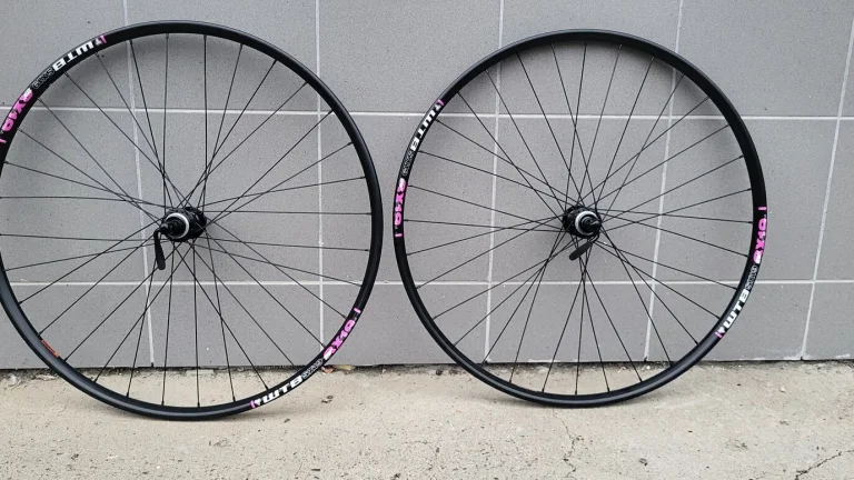 ZAPLETENÁ KOLA 29 RÁFEK WTB SX19+NÁBOJE SHIMANO TX505-CENTER LOCK