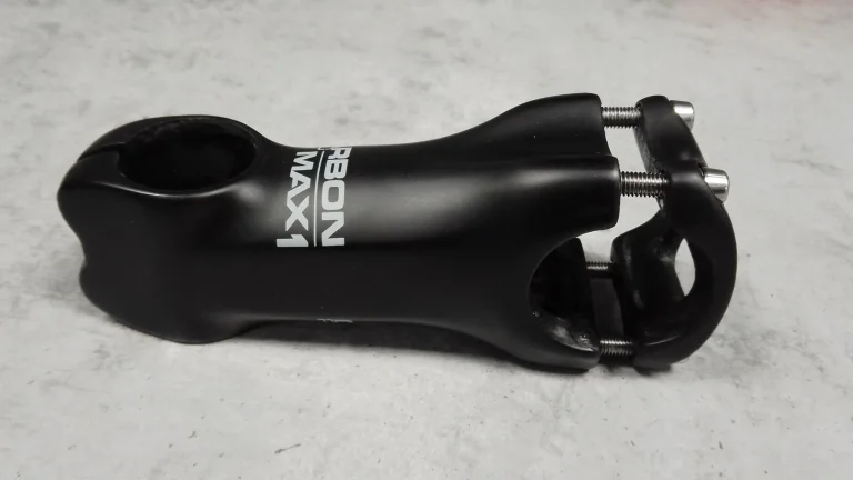 Karbonový představec Max1