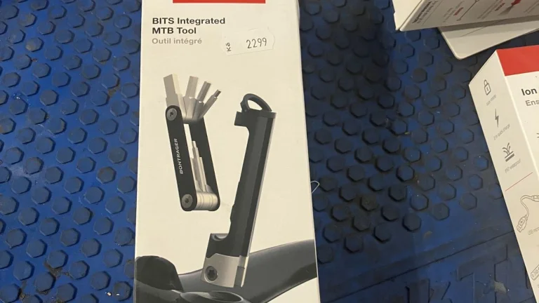 Integrované nářadí Bontrager BITS pro horská kola
