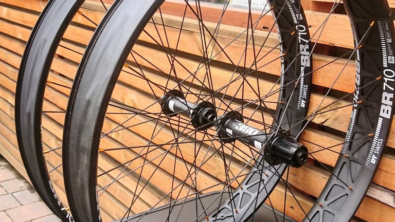kola pro fatbike Dt Swiss BR 710 26+ nové